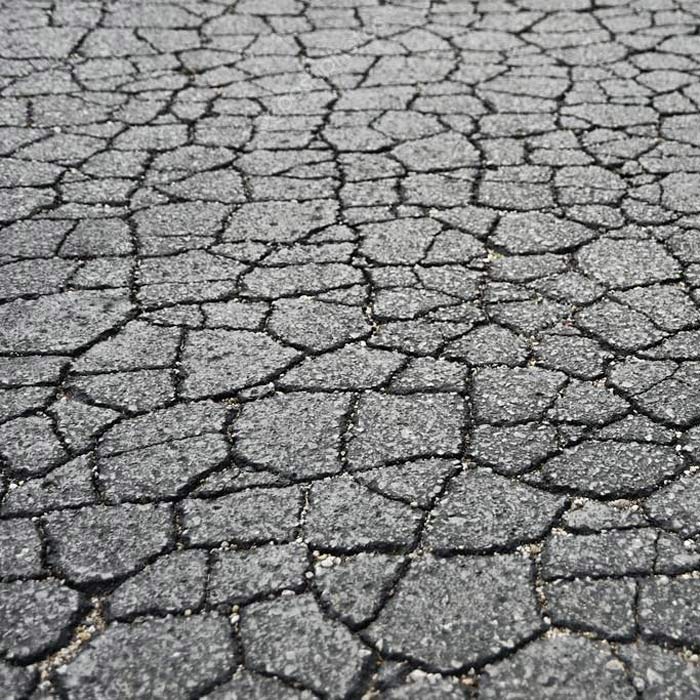 How To Tell If Your Asphalt Driveway Or Parking Lot Needs To Be Replaced